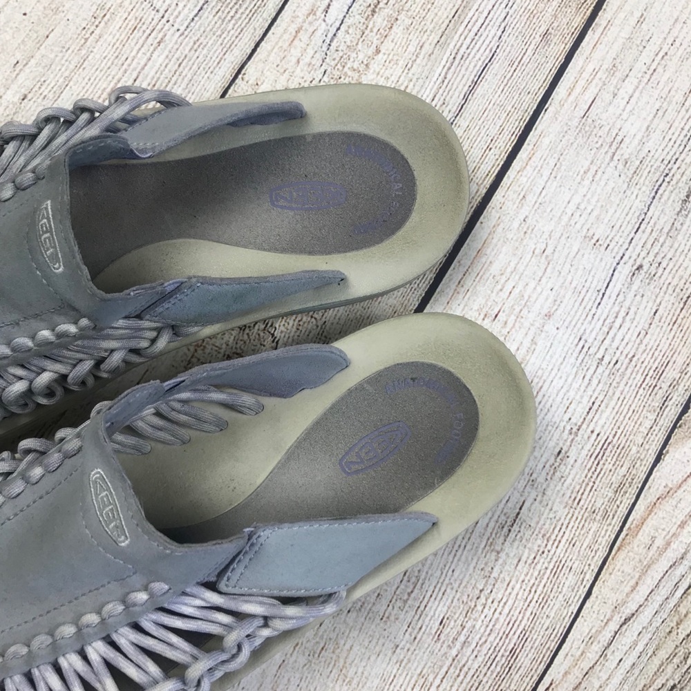 Women’s Keen Uneek Slide Hiking Sandal Shoe 11 Gem